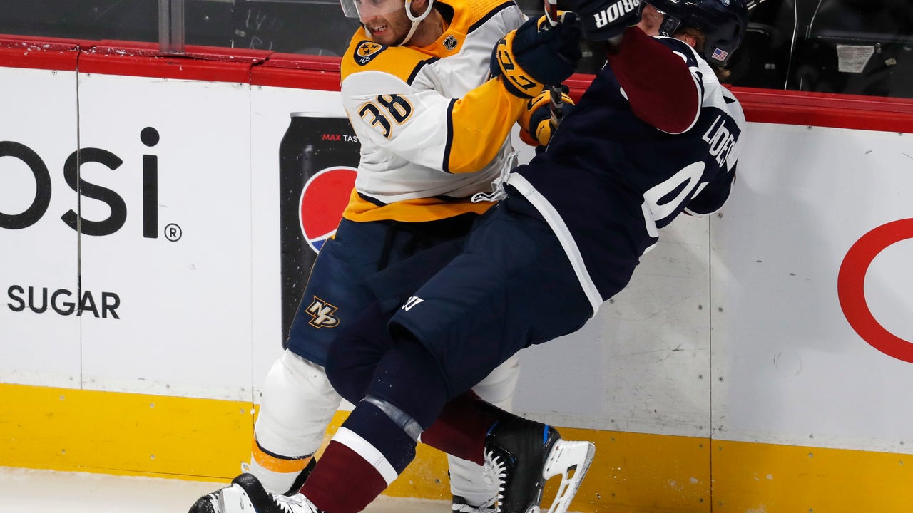 Sissons nets hat trick to lead Predators past Avalanche 4-1